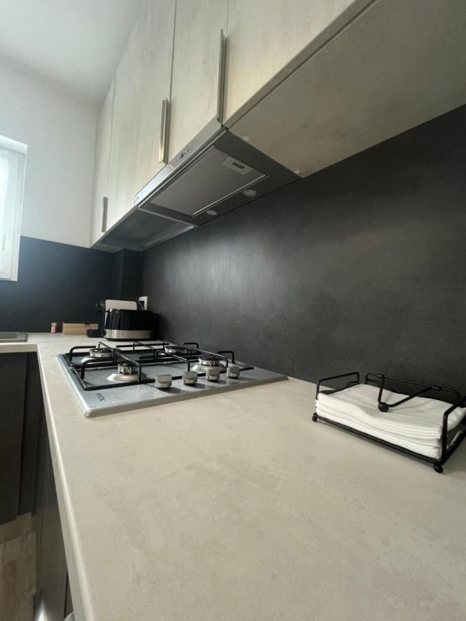 Comfort & Luxury Pnmresidence Apartment
