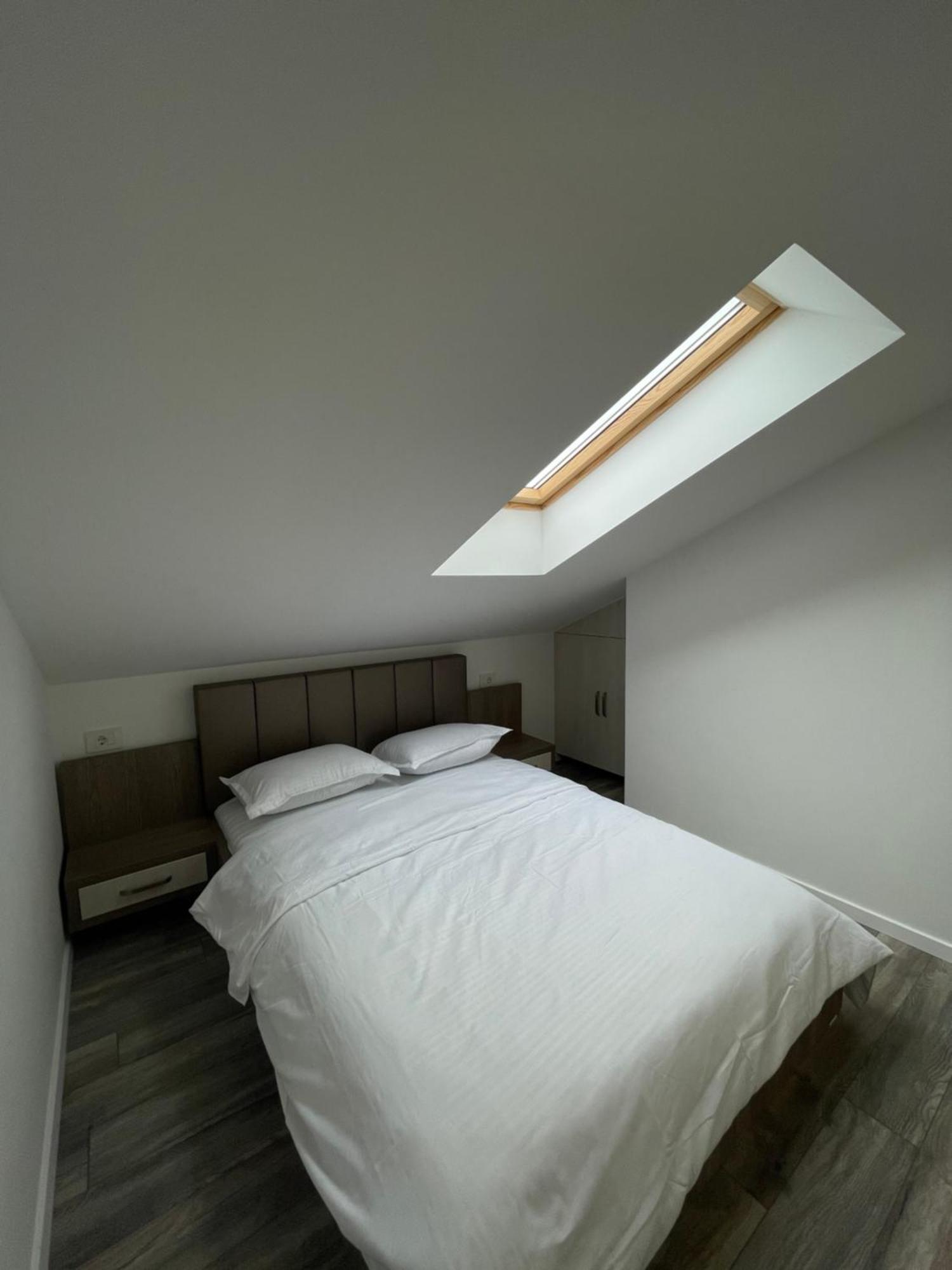 Comfort & Luxury Pnmresidence Apartment