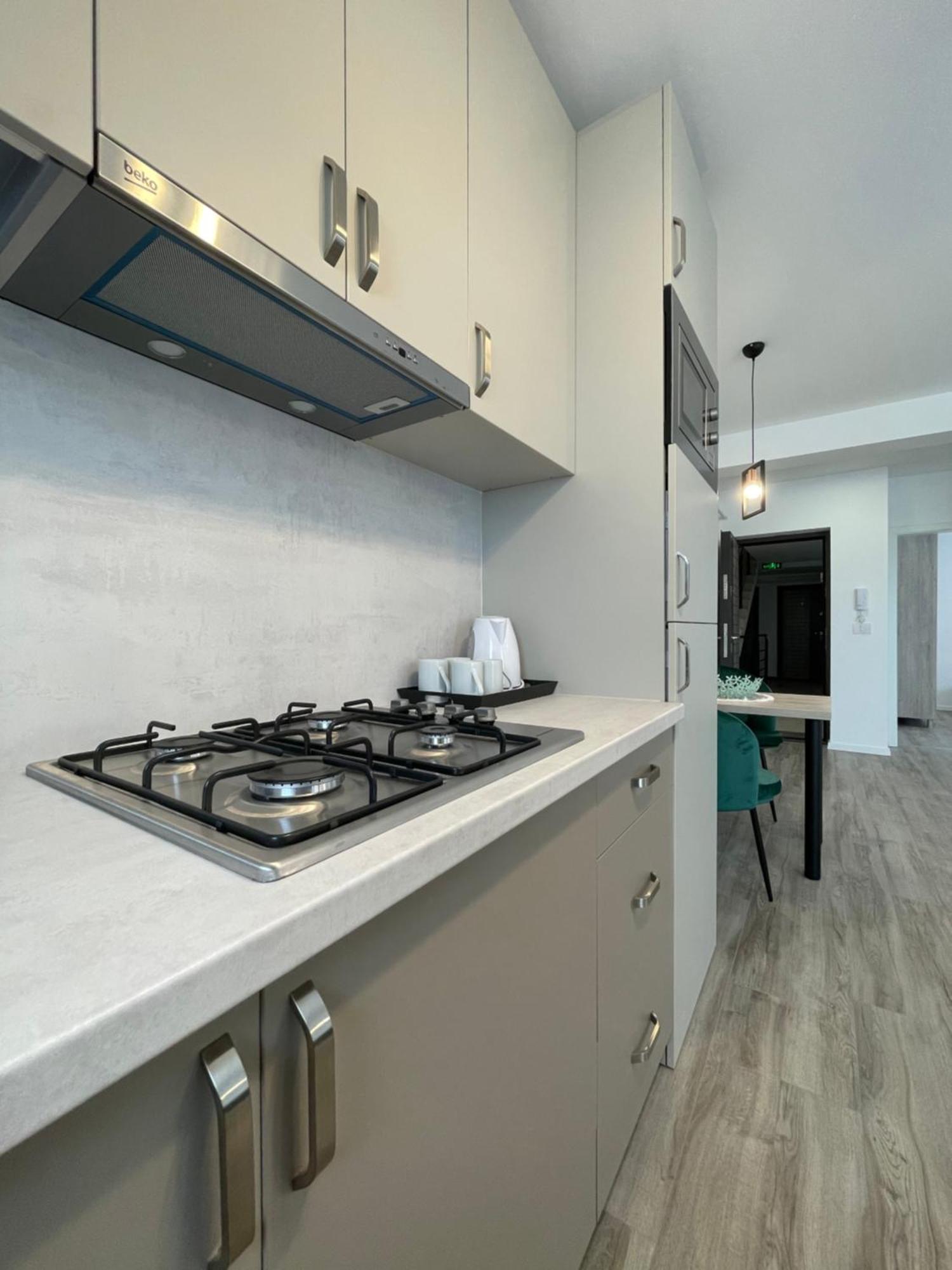 Comfort & Luxury Pnmresidence Apartment